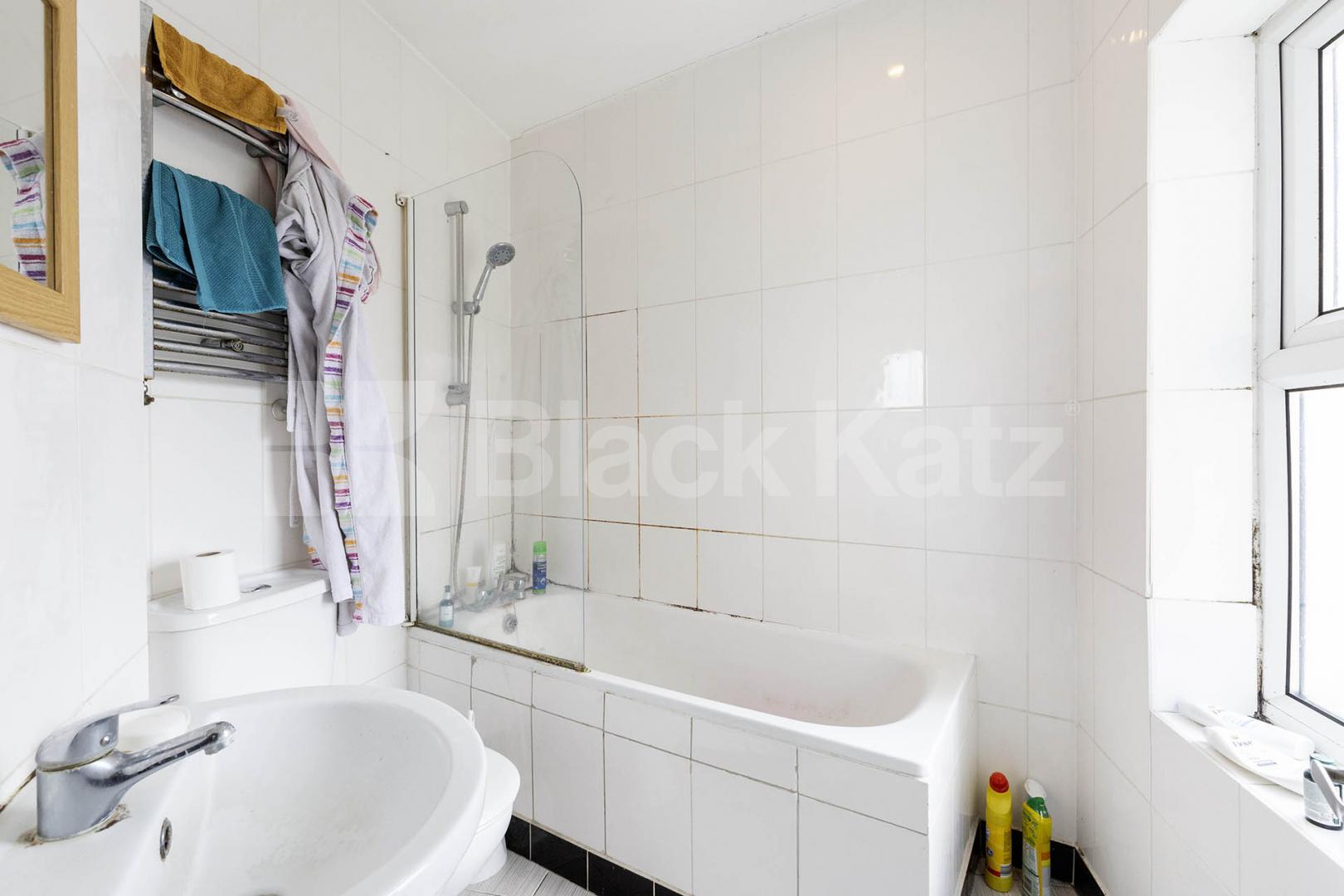 Surrounded by an abundance of amenities and walking distance to a station  High Street, High Barnet